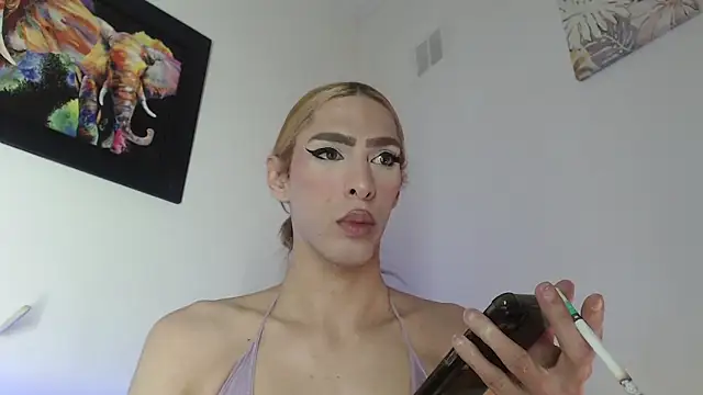 Manchita96  online show from March 13, 11:11 pm