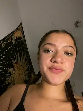Snapshot of Alicia_ALICIA chatting on March 16, 12:34 am Alicia ALICIA online show from March 16, 12:34 am