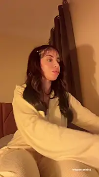 Snapshot of ORLA86 chatting on March 26, 10:48 pm ORLA86 online show from March 26, 10:48 pm