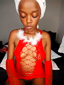 Snapshot of Bella_kiki chatting on December 9, 8:12 pm Bella kiki online show from December 9, 8:12 pm