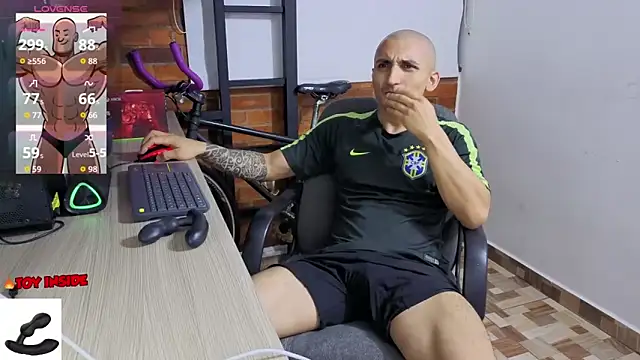 Marck Muscle online show from April 13, 11:43 pm