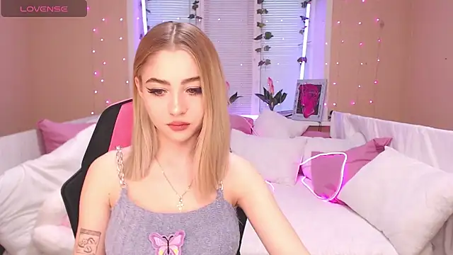 Tessa Walker online show from January 26, 8:36 am