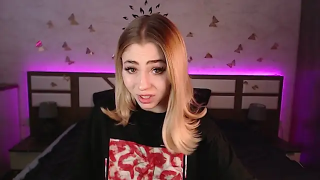 Tessa Walker online show from February 3, 11:53 am