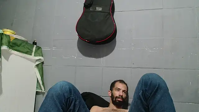 Snapshot of UncutToyBoy23cm chatting on July 2, 3:51 pm UncutToyBoy23cm online show from July 2, 3:51 pm