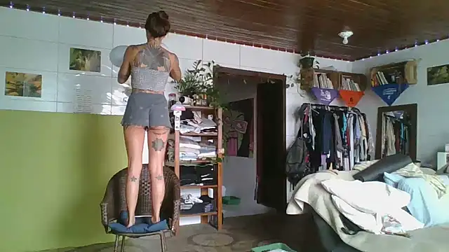 SweetyBabyDemon online show from March 10, 1:49 pm