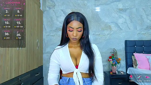 Snapshot of samantha-rose2 chatting on March 2, 1:41 am samantha-rose2 online show from March 2, 1:41 am