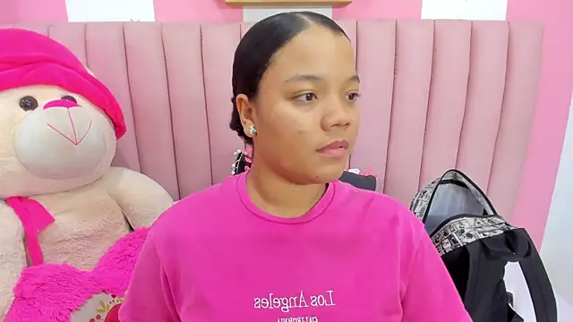 ISABELLA 020 online show from November 14, 2:05 pm