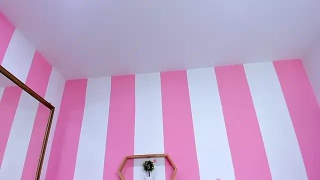 ISABELLA 020 online show from February 13, 12:34 pm