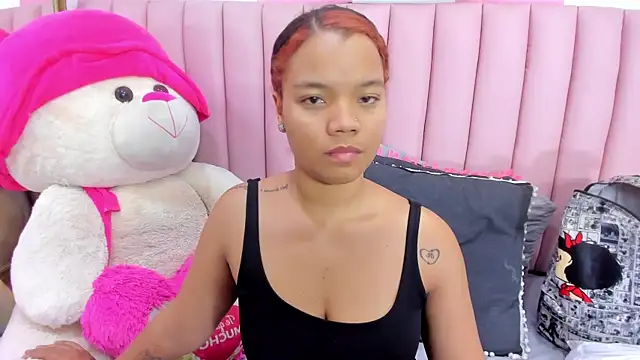 ISABELLA 020 online show from July 15, 12:21 pm