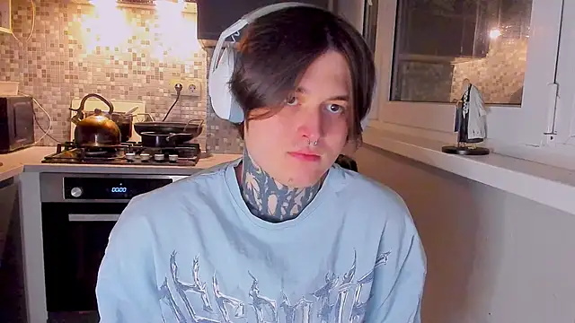  torfin  online show from February 26, 9:25 pm