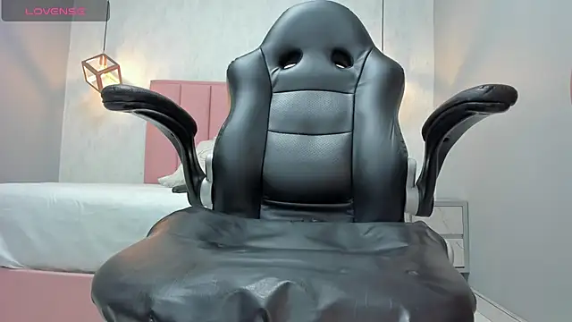 Snapshot of chelsyquinn chatting on February 20, 7:10 am chelsyquinn online show from February 20, 7:10 am