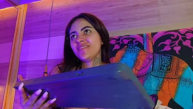 Snapshot of Cori_Paige chatting on February 11, 4:06 am Cori Paige online show from February 11, 4:06 am