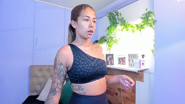 Georgina-coule online show from March 18, 1:03 pm