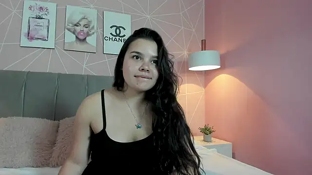 Snapshot of zara__sweet chatting on February 3, 7:00 pm zara sweet online show from February 3, 7:00 pm