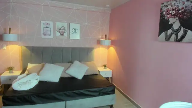 Snapshot of zara__sweet chatting on May 5, 3:31 pm zara sweet online show from May 5, 3:31 pm