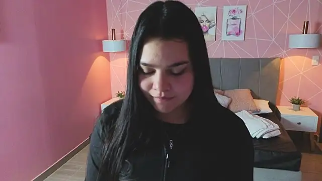 Snapshot of zara__sweet chatting on May 21, 1:18 pm zara sweet online show from May 21, 1:18 pm