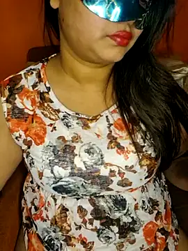 Horny cougar online show from March 4, 2:10 pm