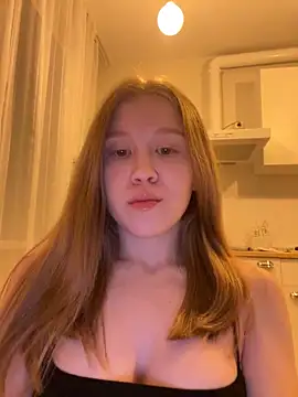 Eva Weyne online show from December 14, 6:34 pm