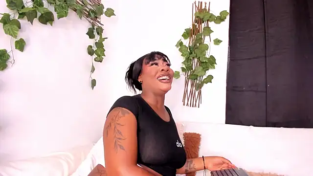 Snapshot of LexiieGrey chatting on April 29, 3:16 pm LexiieGrey online show from April 29, 3:16 pm
