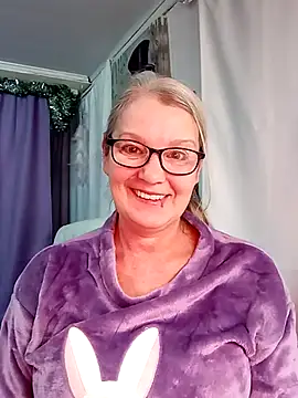 irinamaux online show from January 16, 5:11 am