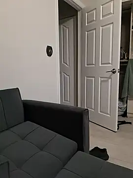 Zander823 online show from February 8, 4:49 am