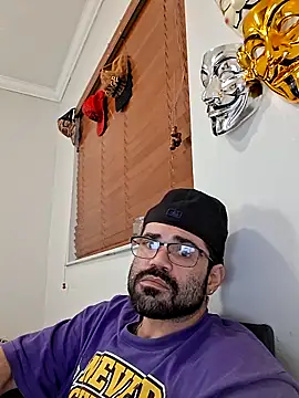 Zander823 online show from February 27, 8:25 am