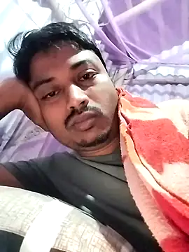 Snapshot of ErRakesh1 chatting on November 10, 10:42 pm ErRakesh1 online show from November 10, 10:42 pm