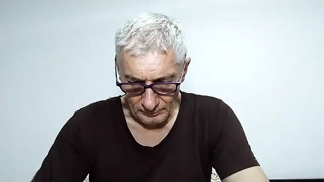 BIGUNCUTHARDCOCK online show from March 1, 1:46 pm