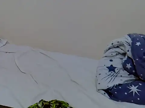 Snapshot of Giannah01 chatting on February 3, 4:35 am Giannah01 online show from February 3, 4:35 am