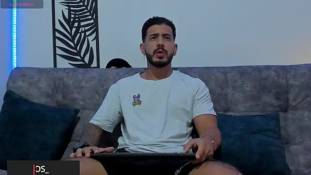 Snapshot of Bruno_Mattos chatting on March 7, 8:55 pm Bruno Mattos online show from March 7, 8:55 pm