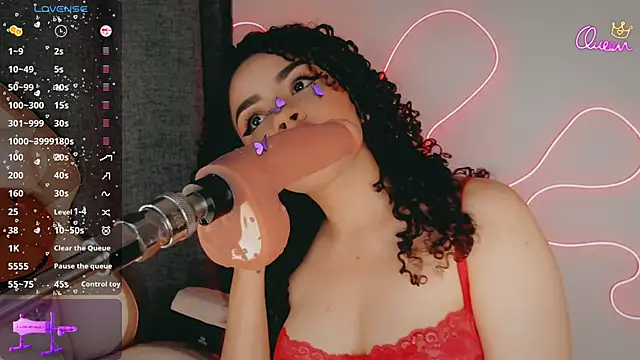 Queen Deepthroat online show from February 8, 11:30 pm