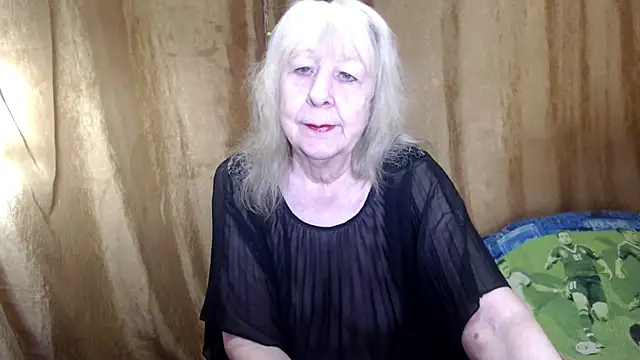 Snapshot of _Estelitta_5 chatting on February 7, 6:35 am  Estelitta 5 online show from February 7, 6:35 am