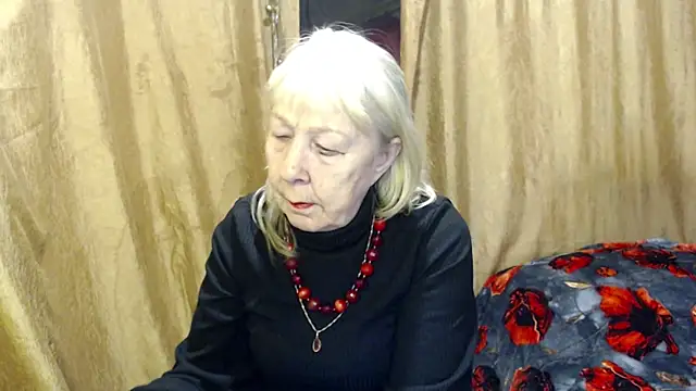 Snapshot of _Estelitta_5 chatting on March 1, 12:45 pm  Estelitta 5 online show from March 1, 12:45 pm
