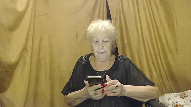 Snapshot of _Estelitta_5 chatting on February 6, 6:00 pm Estelitta 5 online show from February 6, 6:00 pm