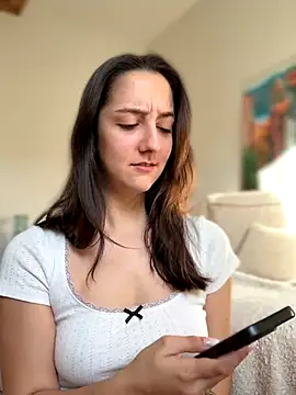  Juliette online show from December 1, 1:49 pm