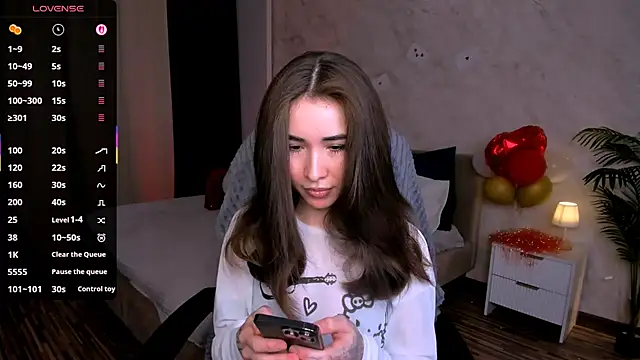 Snapshot of ashleyro1 chatting on February 25, 1:21 pm ashleyro1 online show from February 25, 1:21 pm