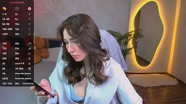 Snapshot of ashleyro1 chatting on March 7, 1:30 pm ashleyro1 online show from March 7, 1:30 pm