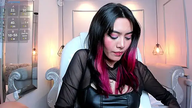 Snapshot of AzuraKindong chatting on January 29, 10:32 pm AzuraKindong online show from January 29, 10:32 pm