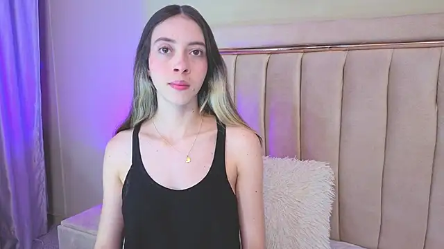 sophiia grey 1 online show from May 18, 11:10 pm