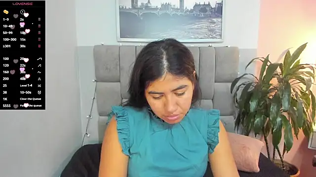 hottie mine  online show from January 21, 8:32 pm