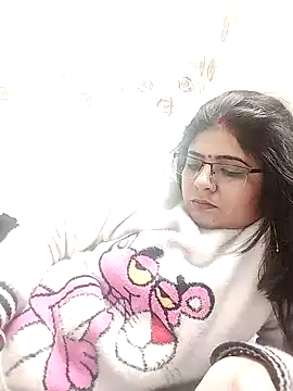 Snapshot of Husnpari20 chatting on January 2, 1:30 pm Husnpari20 online show from January 2, 1:30 pm