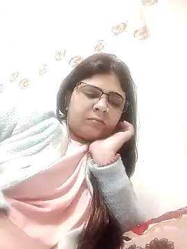 Snapshot of Husnpari20 chatting on January 10, 12:36 pm Husnpari20 online show from January 10, 12:36 pm