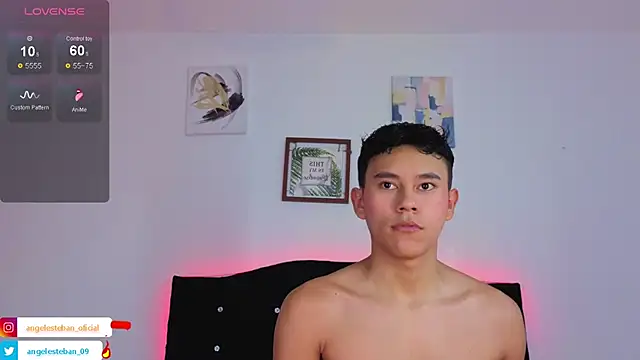 Snapshot of Angel_esteban_fx chatting on November 4, 11:42 am Angel esteban fx online show from November 4, 11:42 am