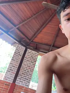 Snapshot of Angel_esteban_fx chatting on December 3, 2:15 pm Angel esteban fx online show from December 3, 2:15 pm