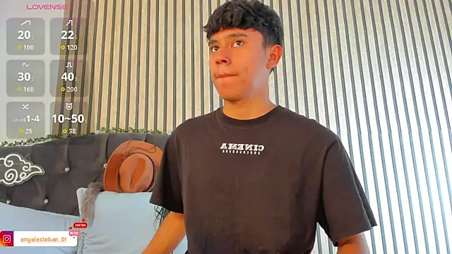 Snapshot of Angel_esteban_fx chatting on February 6, 3:59 pm Angel esteban fx online show from February 6, 3:59 pm