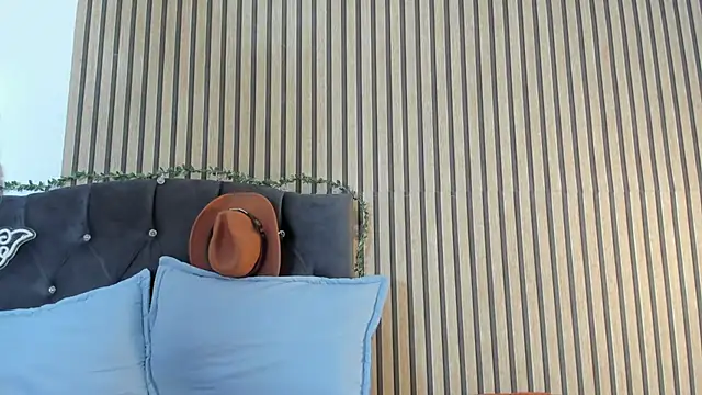 Snapshot of Angel_esteban_fx chatting on February 10, 4:11 pm Angel esteban fx online show from February 10, 4:11 pm