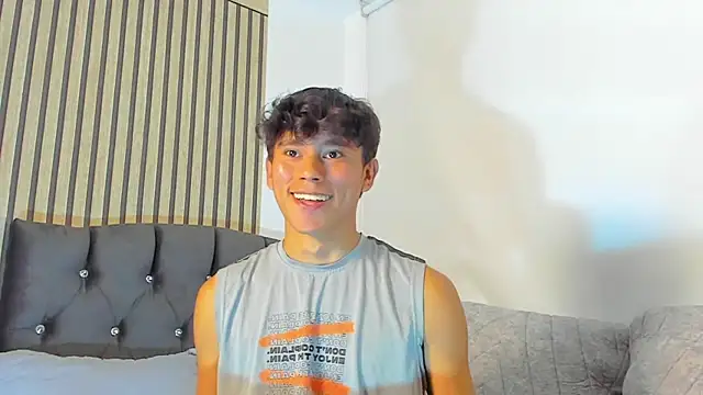 Snapshot of Angel_esteban_fx chatting on May 30, 9:12 pm Angel esteban fx online show from May 30, 9:12 pm