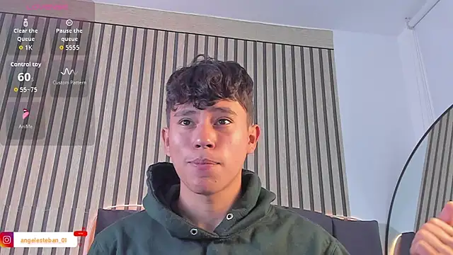 Snapshot of Angel_esteban_fx chatting on June 26, 5:06 pm Angel esteban fx online show from June 26, 5:06 pm