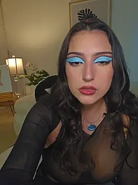 freya bella  online show from March 6, 7:05 am