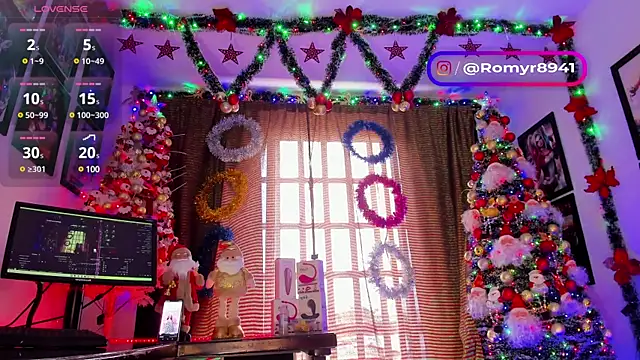 Romynahotx online show from December 10, 7:54 pm